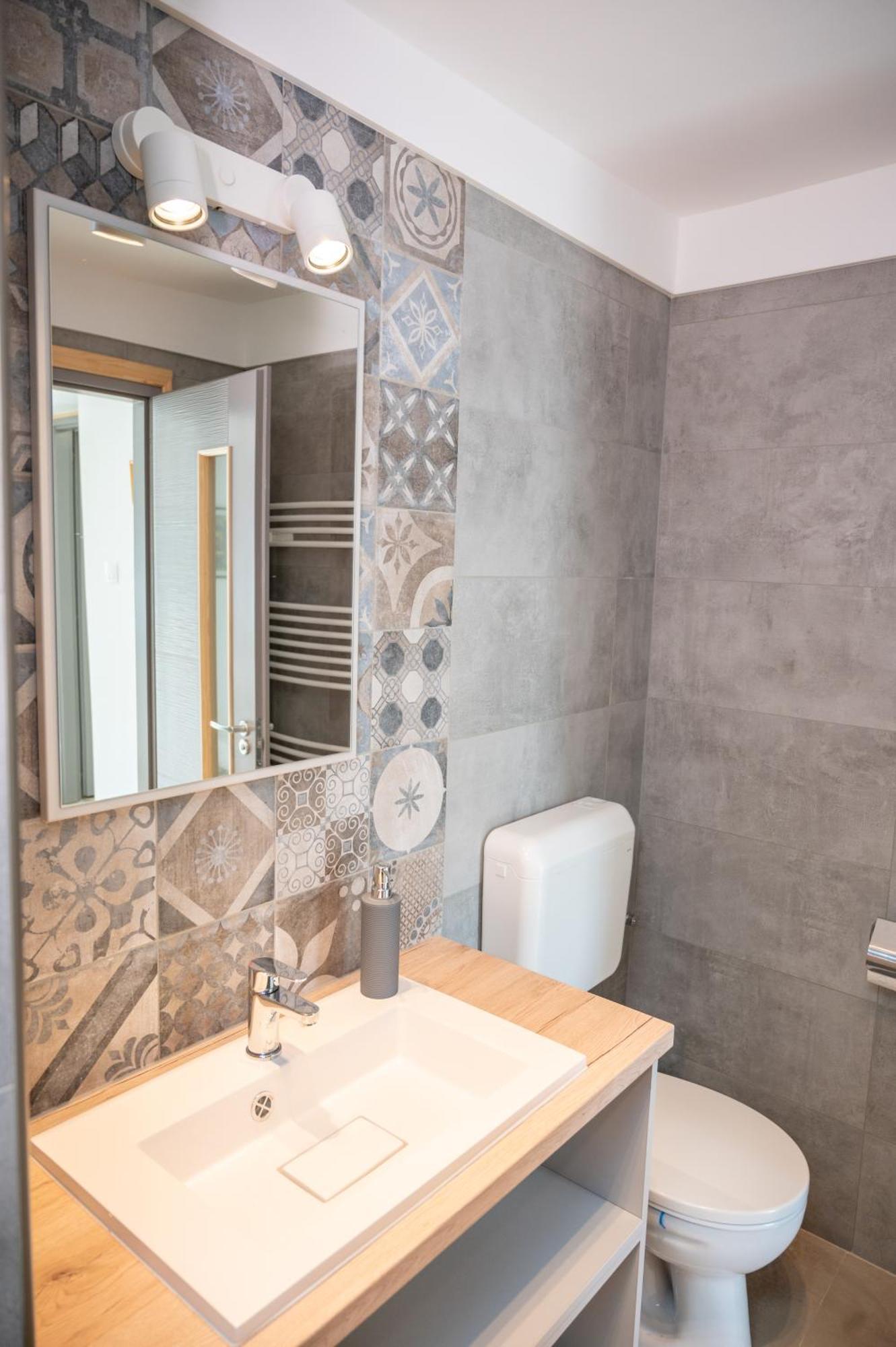 Tuenderkert Apartman Gyula Exterior photo